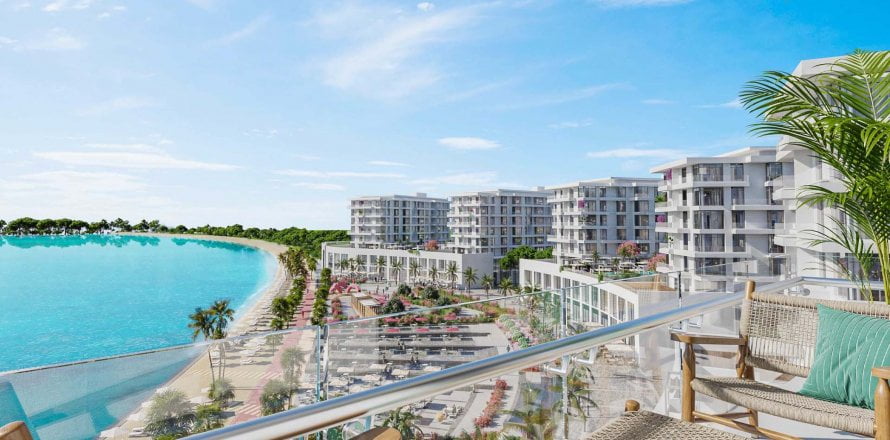 Blue%20Waves%20by%20Ajmal%20Makan%20at%20Sharjah%20Waterfront - 1